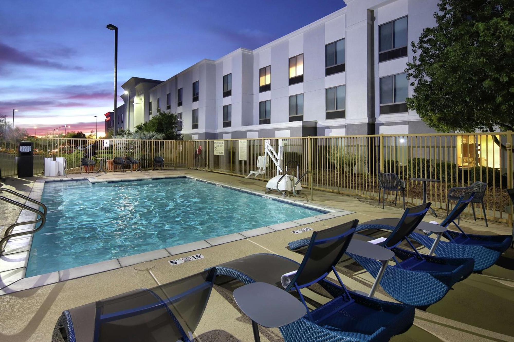 Hampton Inn & Suites Tucson East Exteriér fotografie